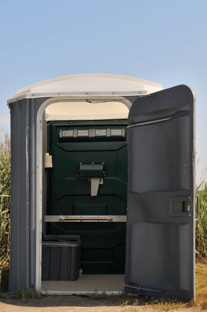Best Best portable toilet rental  in Greenacres, CA