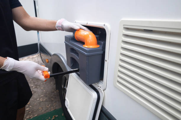 Best Porta potty rental near me  in Greenacres, CA